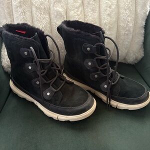 Sorel Joan Explorer II Faux fur Black Winter Boots for snow or rain